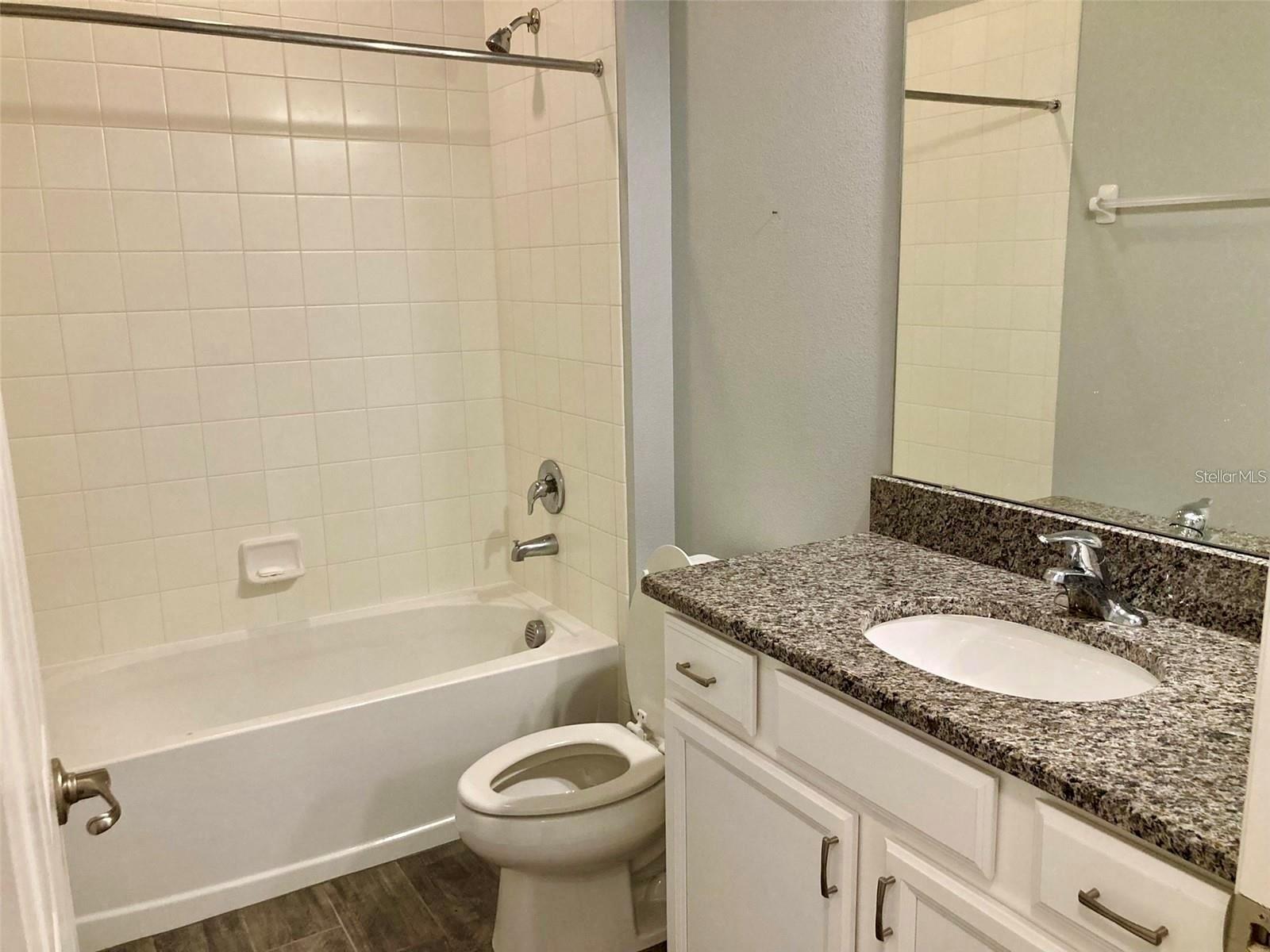 HARBOR SHORES - Residential Lease