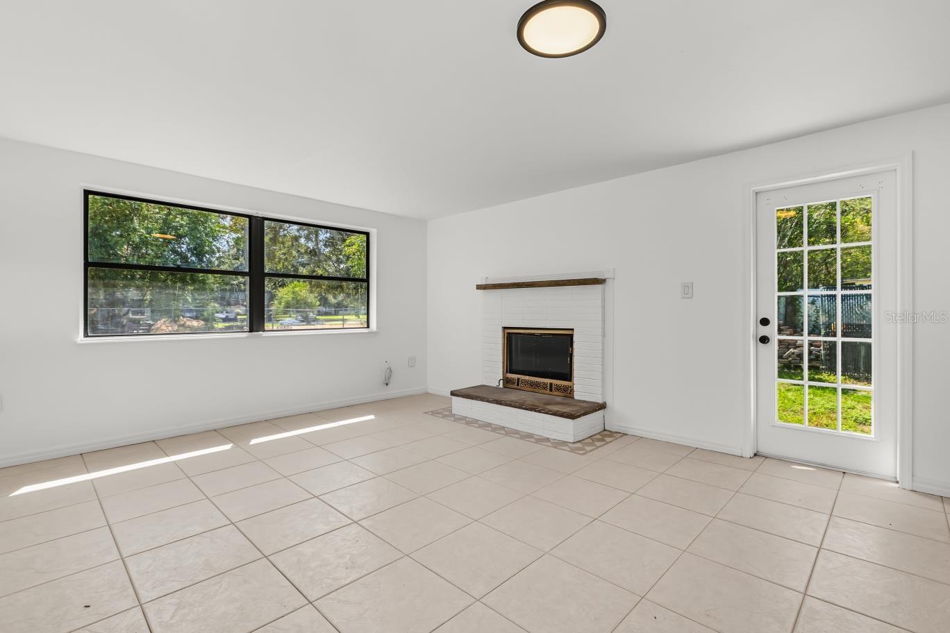 TANGLEWOOD SEC 3 REP - Residential