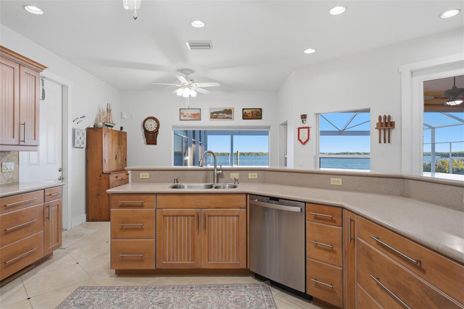 HARBOUR HEIGHTS - Residential