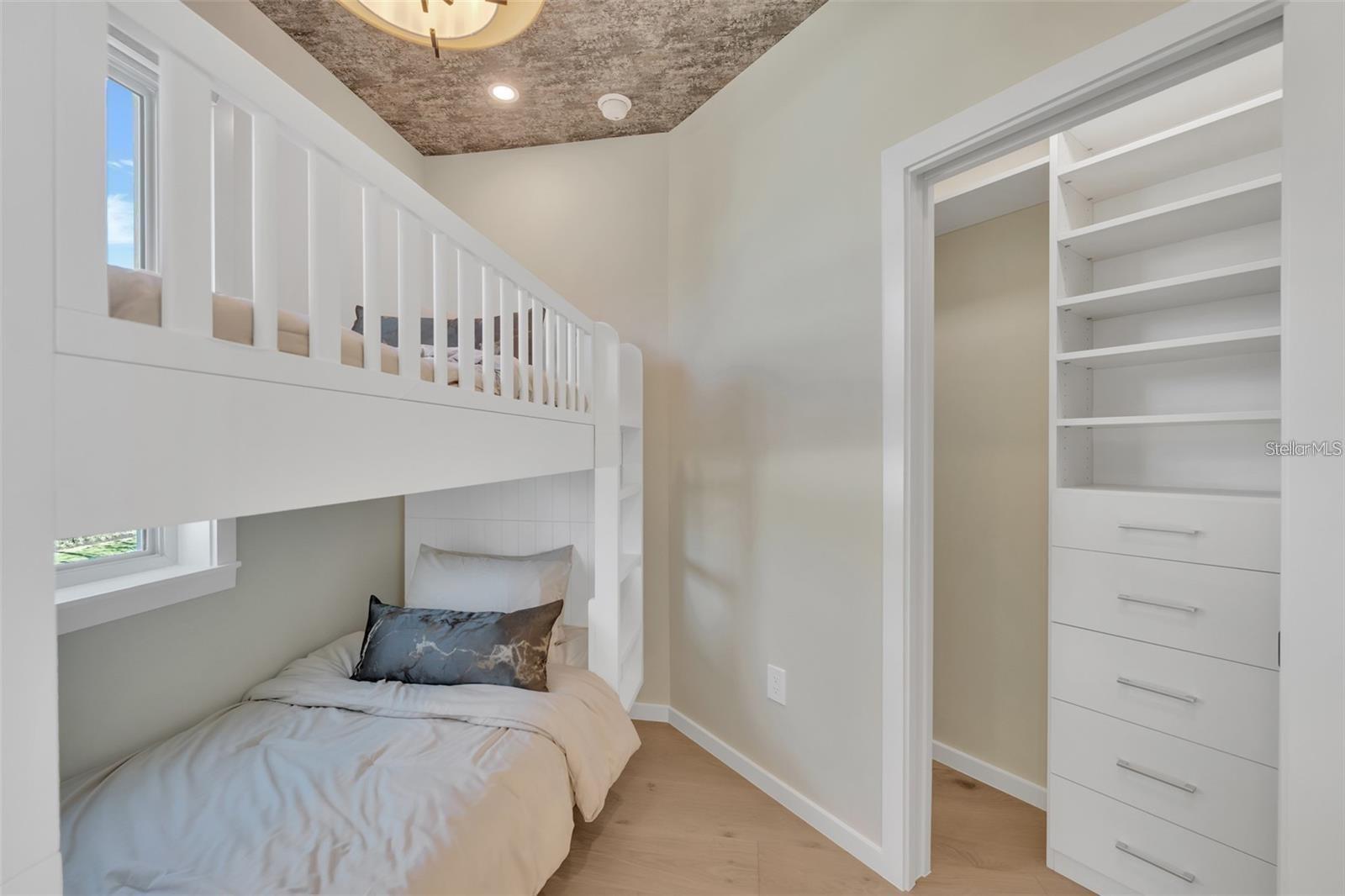 SAN REMO ESTATES - Residential