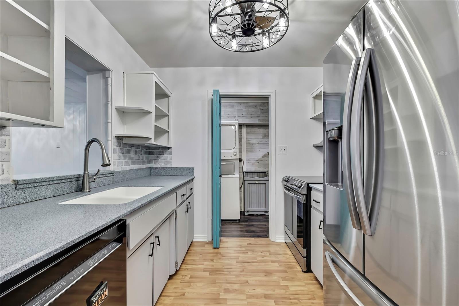 RIVIERA SUB - Residential