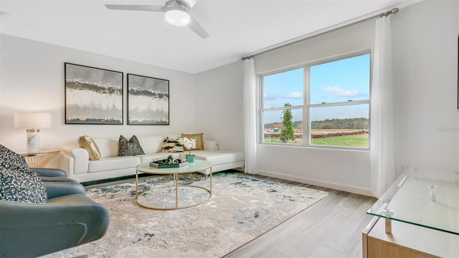 BUENA LAGO - Residential