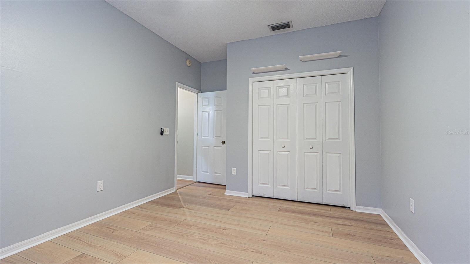 NORTHWOOD - Residential