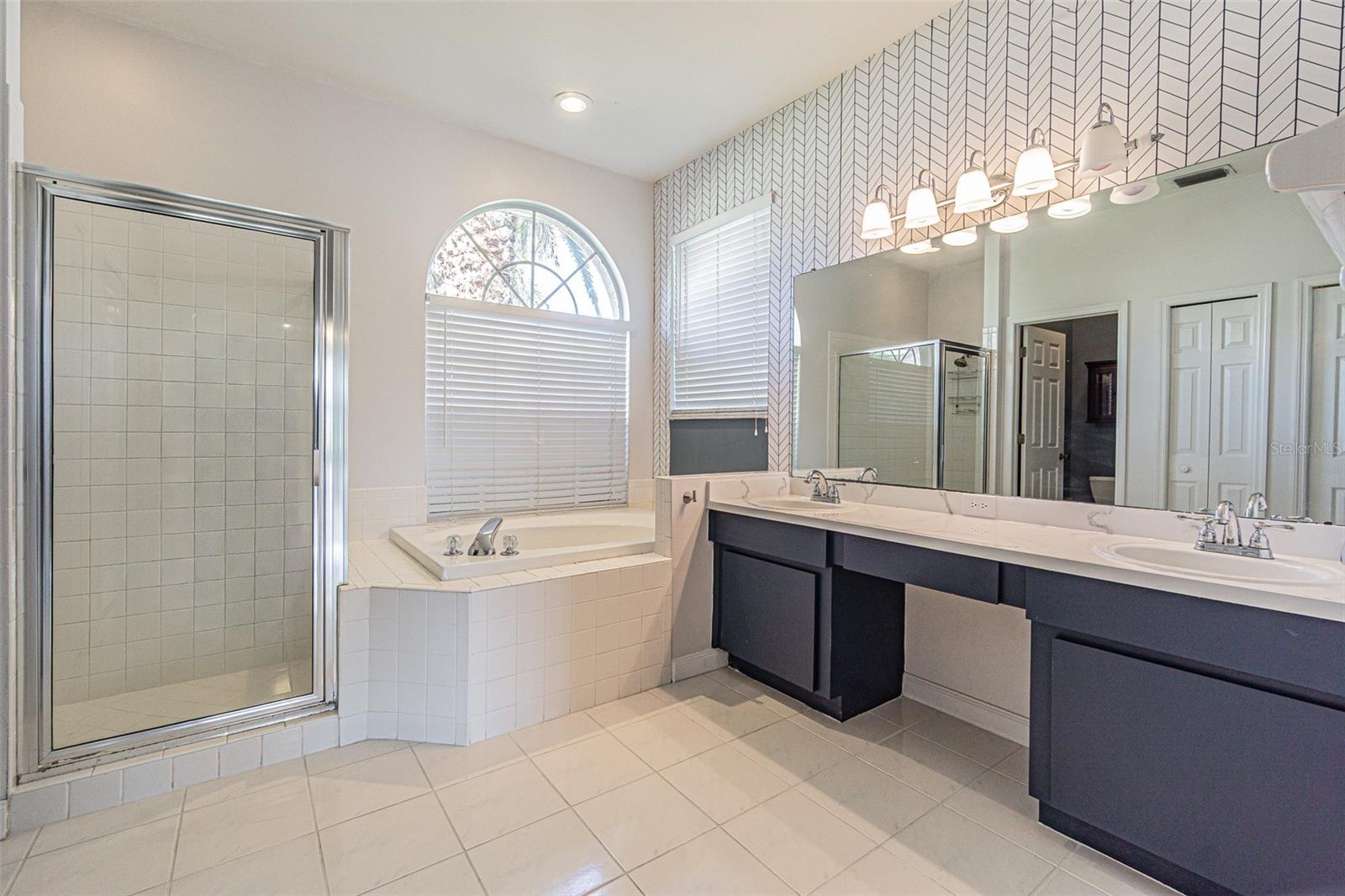 NORTHWOOD - Residential