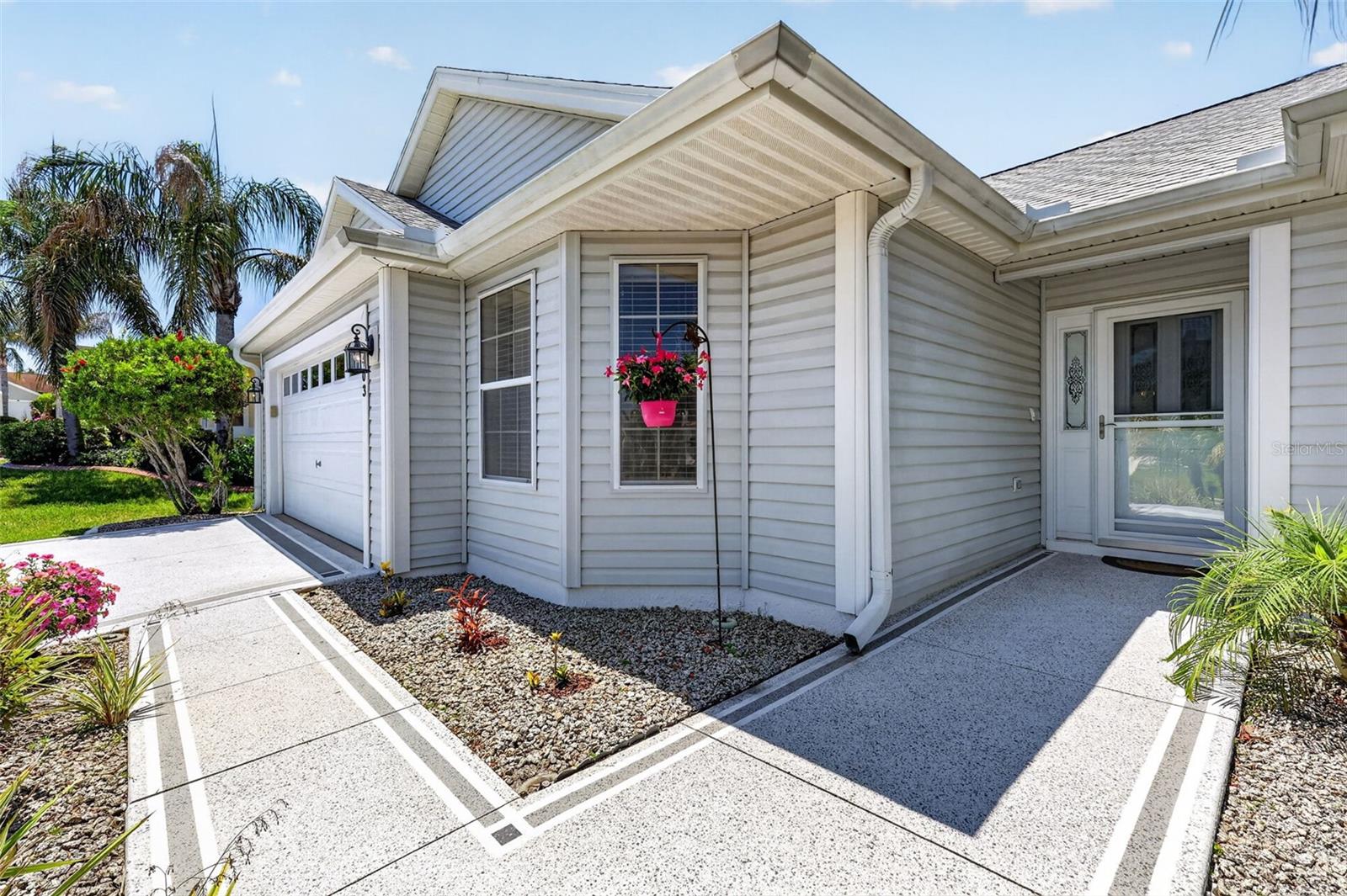 403 MCLEOD LANE