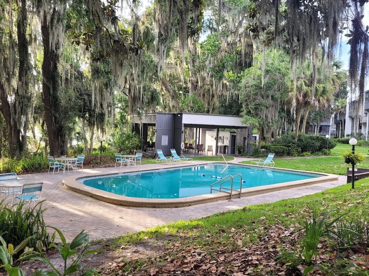 BIVENS LAKE ESTATE S - Residential