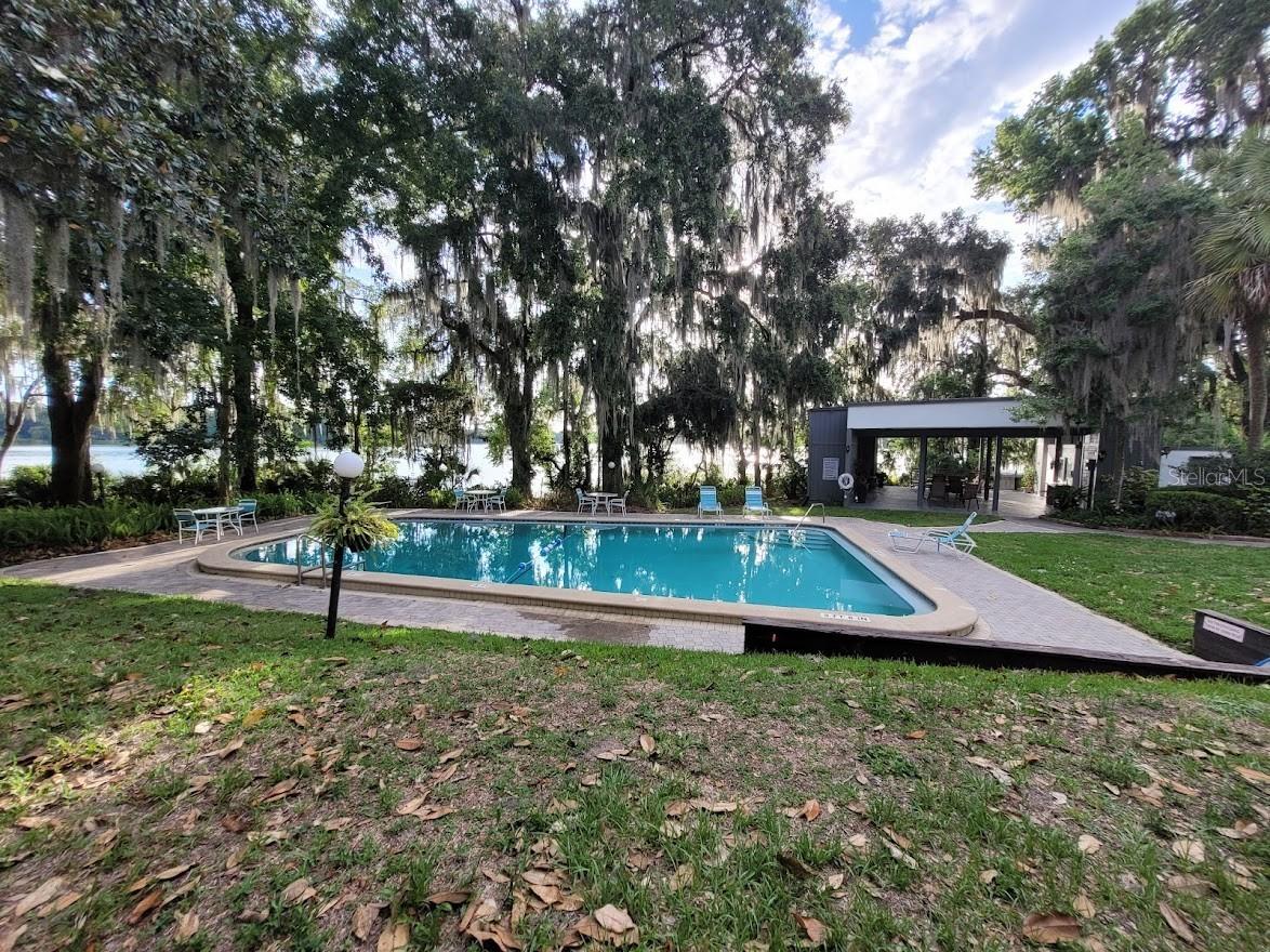 BIVENS LAKE ESTATE S - Residential