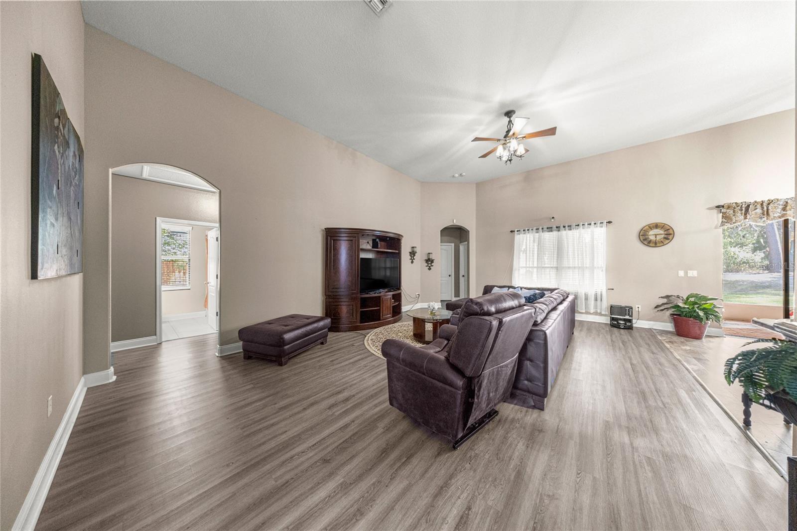 OCALA WATERWAY ESTATE - Residential
