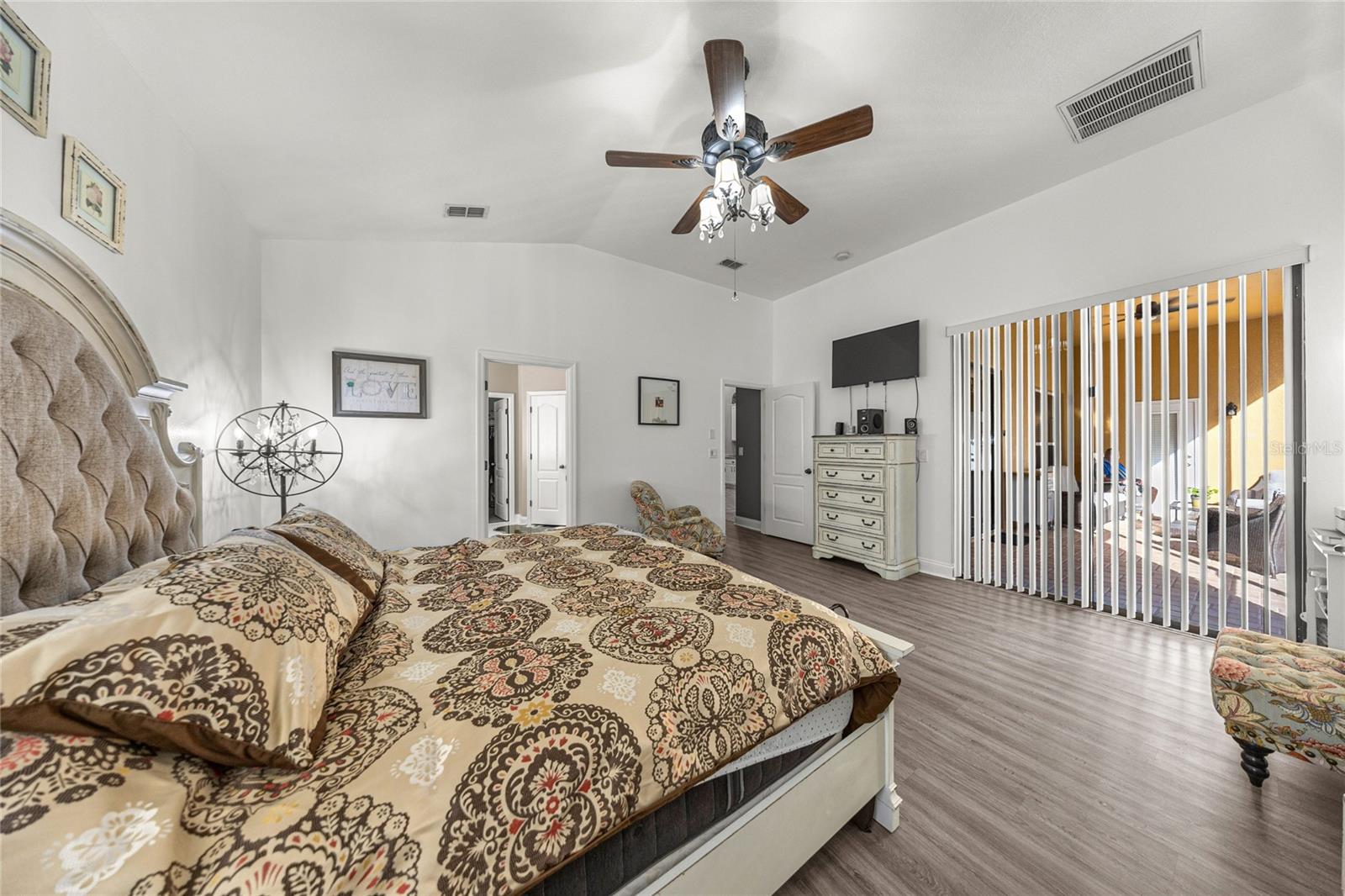 OCALA WATERWAY ESTATE - Residential