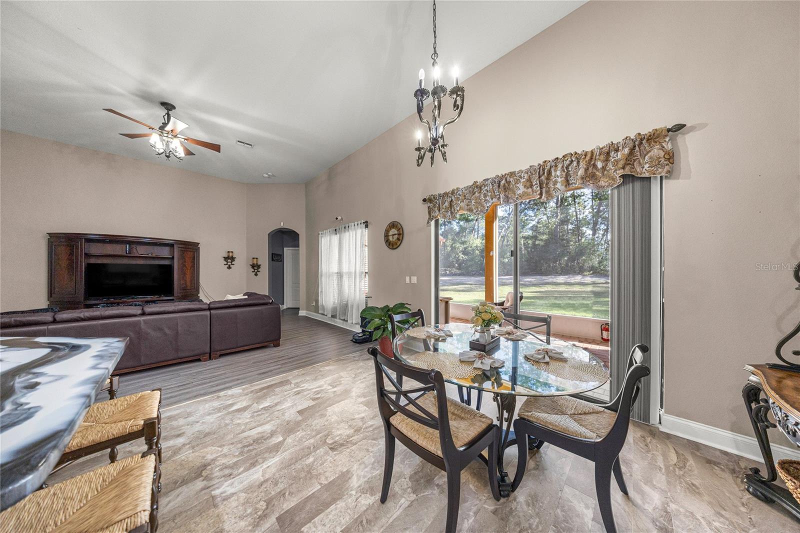 OCALA WATERWAY ESTATE - Residential