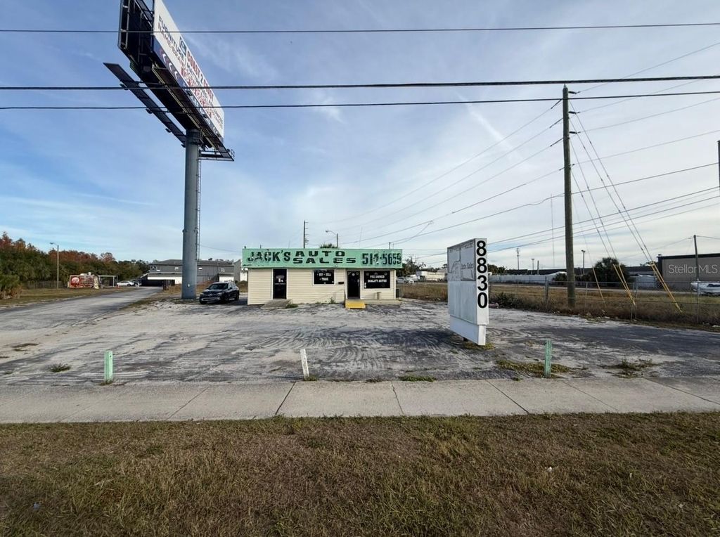 Photo of 8830 Us-19, Port Richey, FL 34668 (MLS # O6370586)