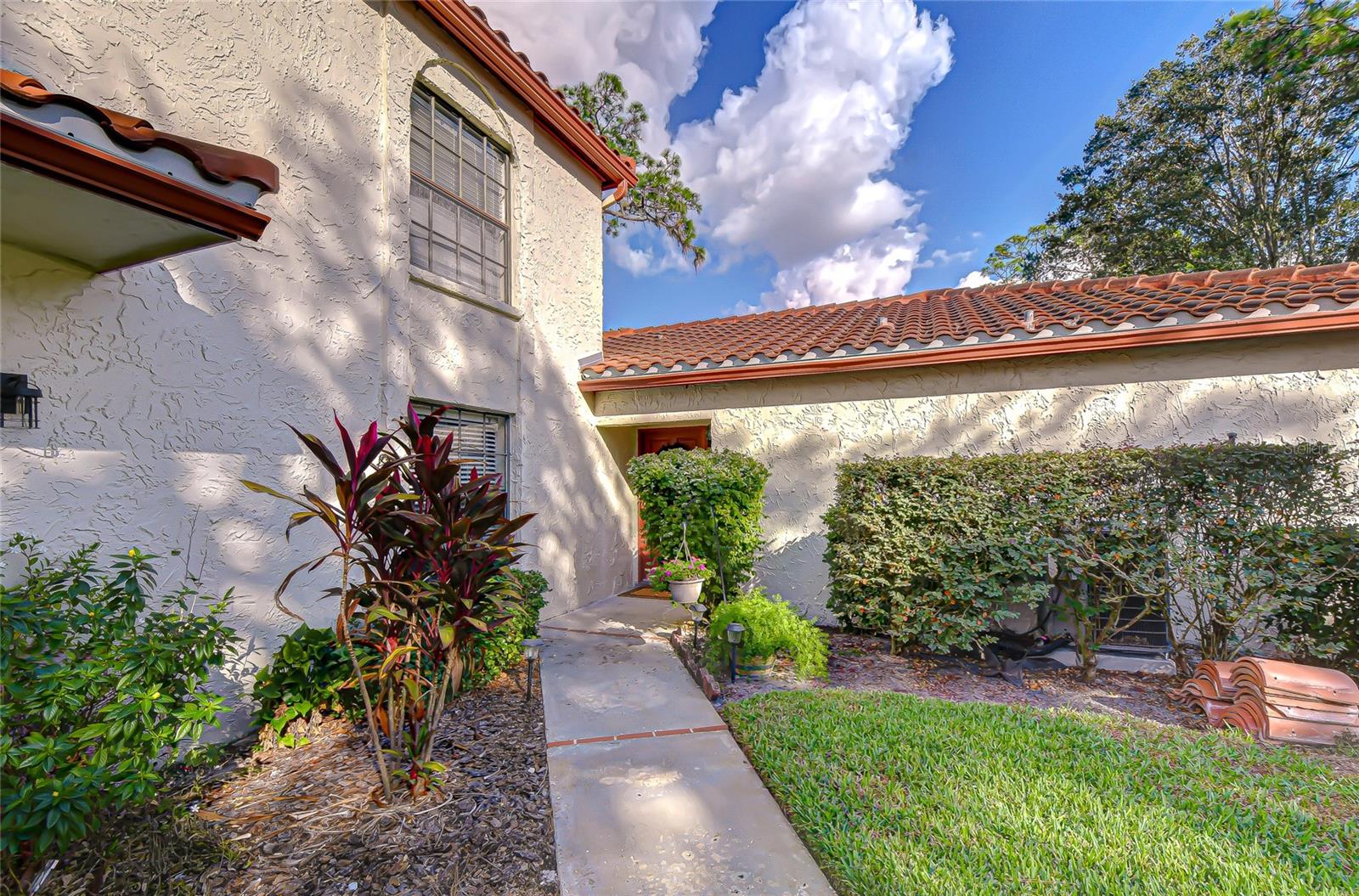 SADDLEBROOK - Residential