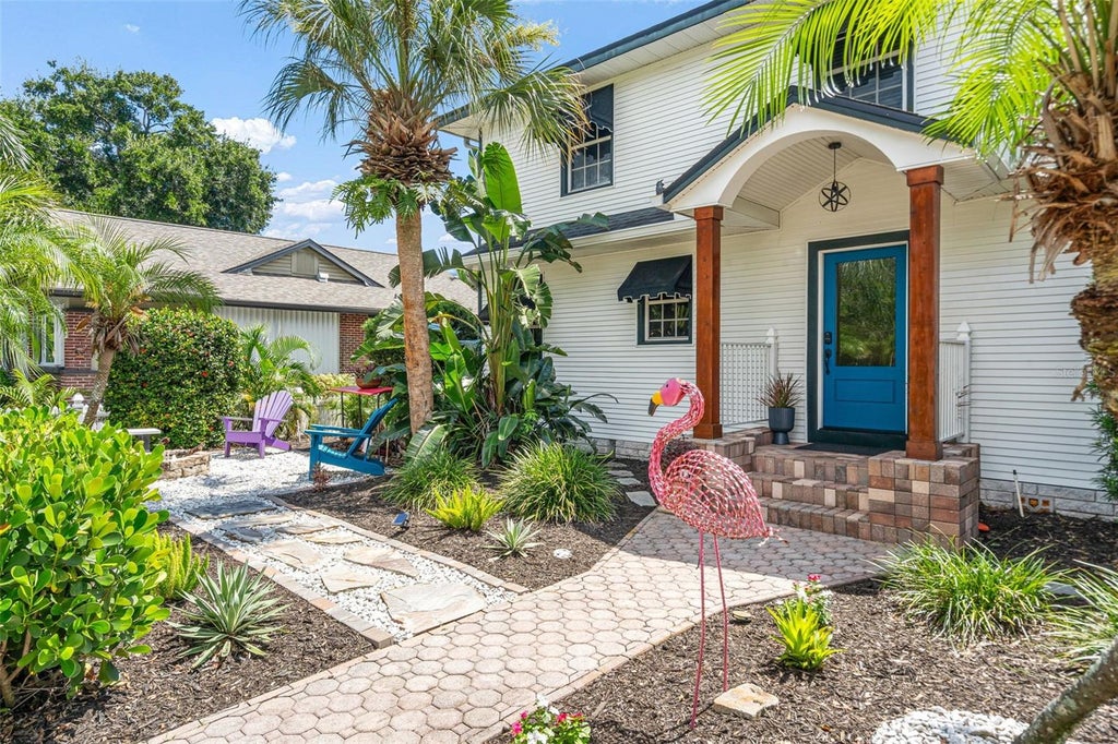 Photo of 1350 26th Avenue N, St Petersburg, FL 33704 (MLS # TB8546002)