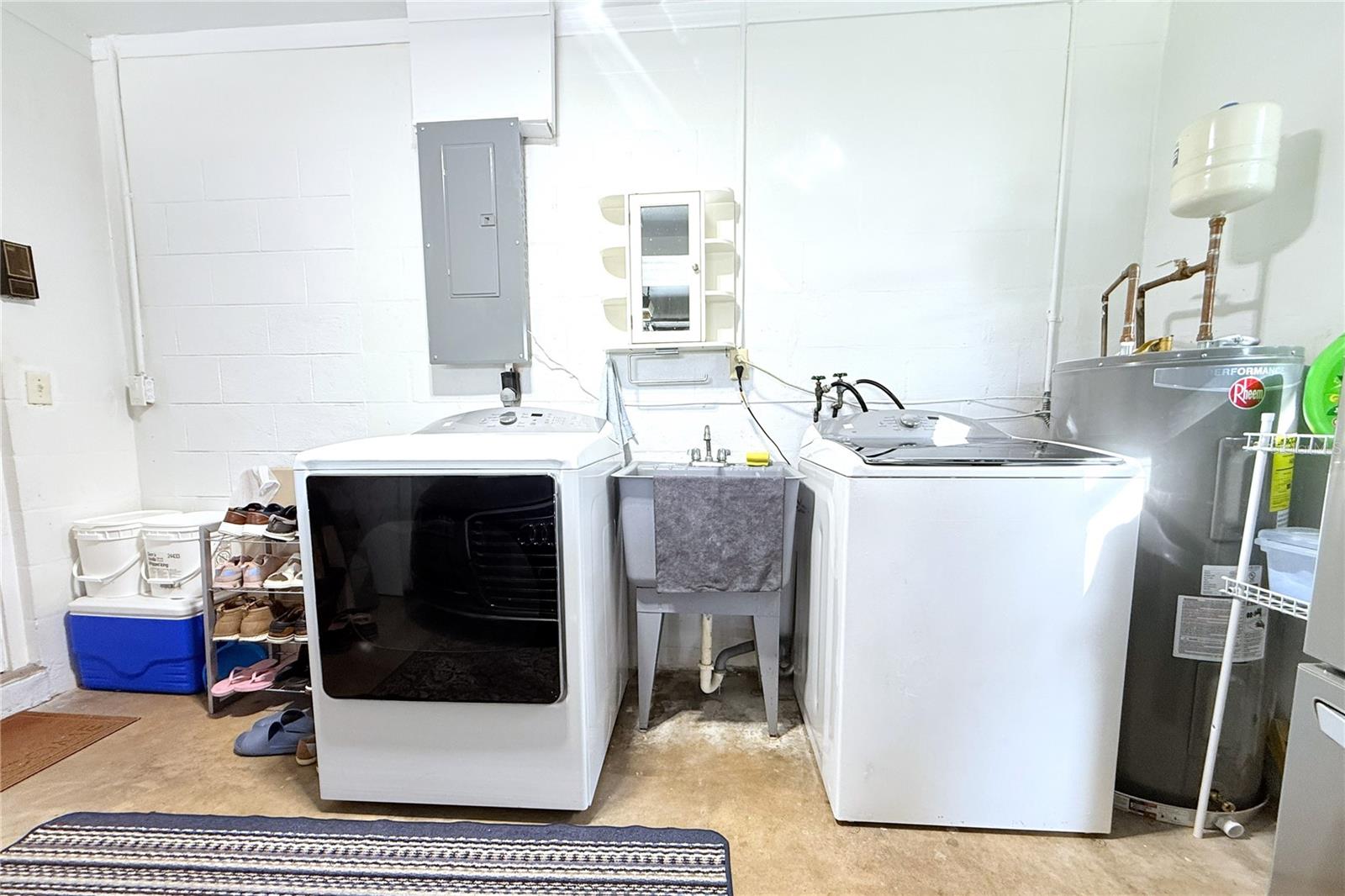 FORREST HILL ESTATES - Residential