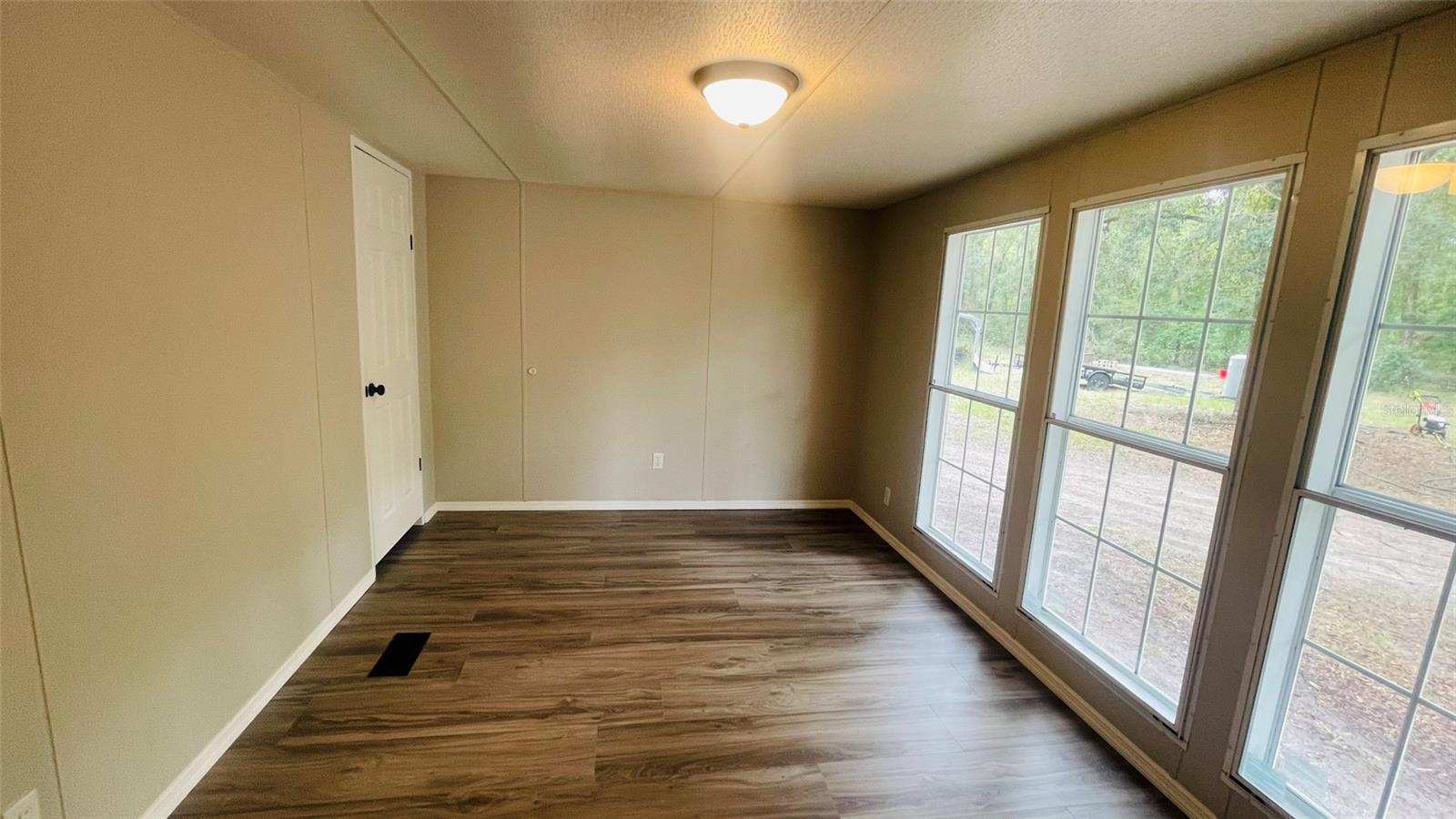 SEVEN CHIEFS RANCH - Residential