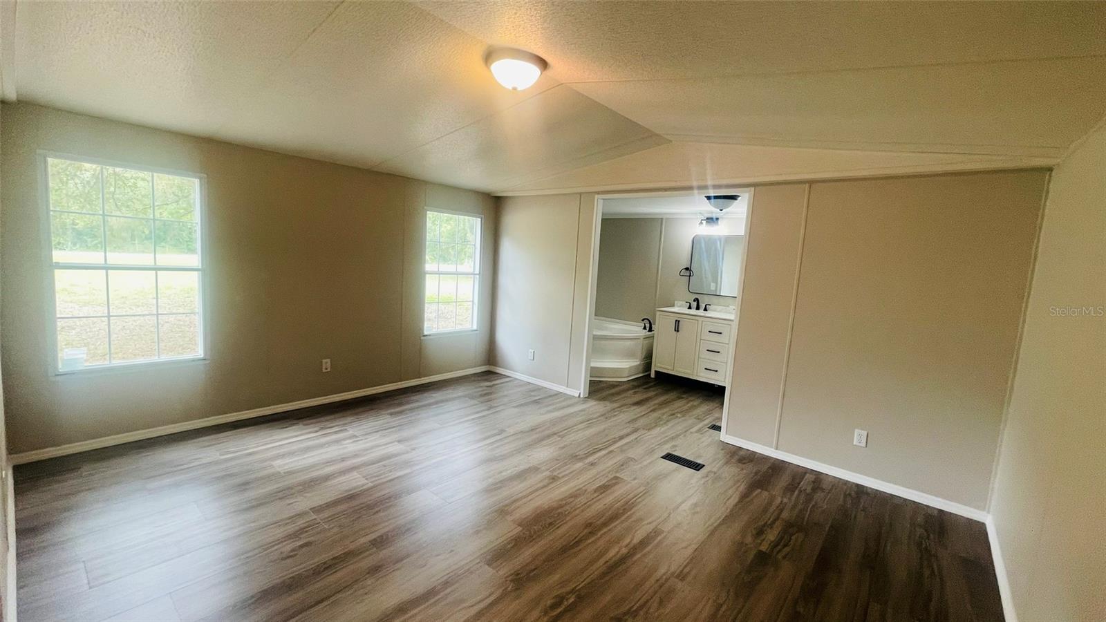 SEVEN CHIEFS RANCH - Residential