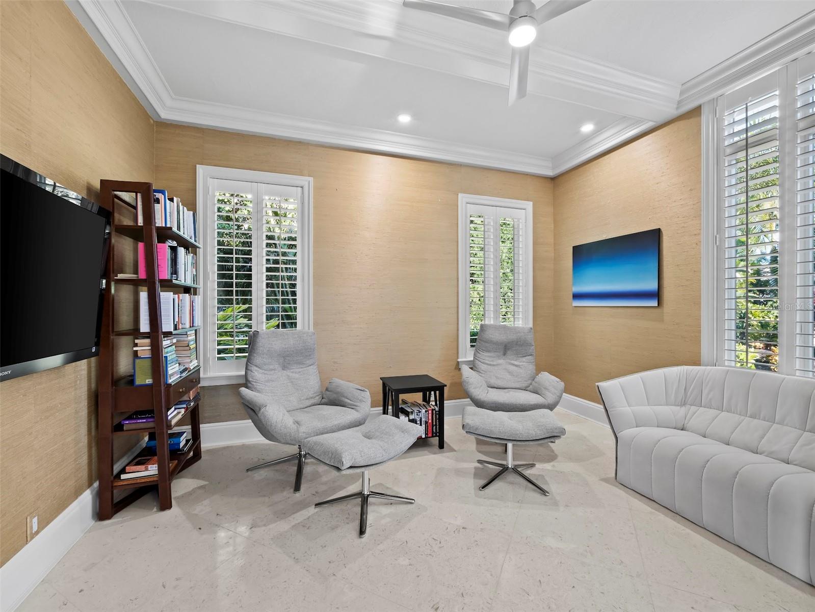 LIGHTHOUSE POINT - Residential