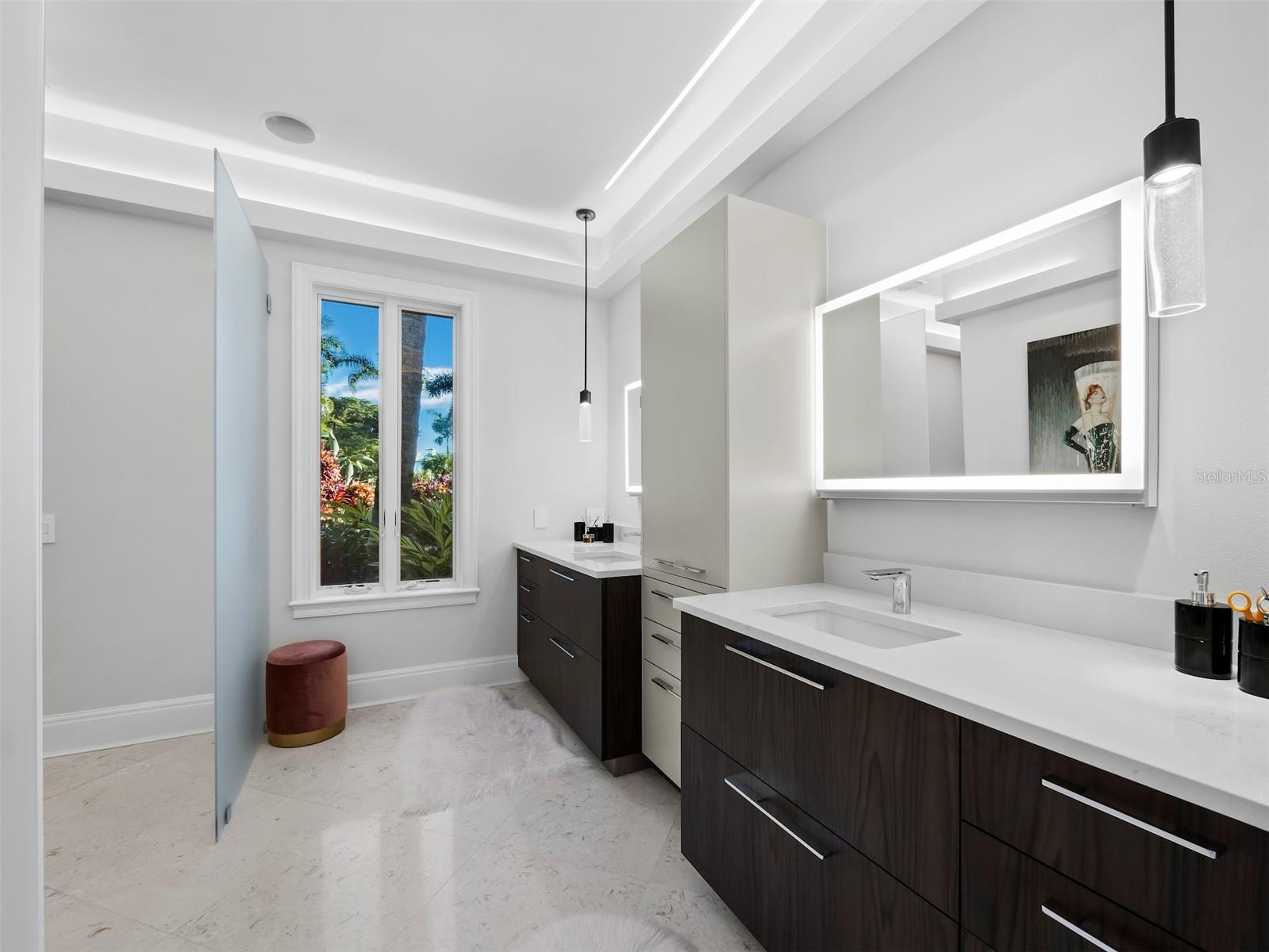 LIGHTHOUSE POINT - Residential