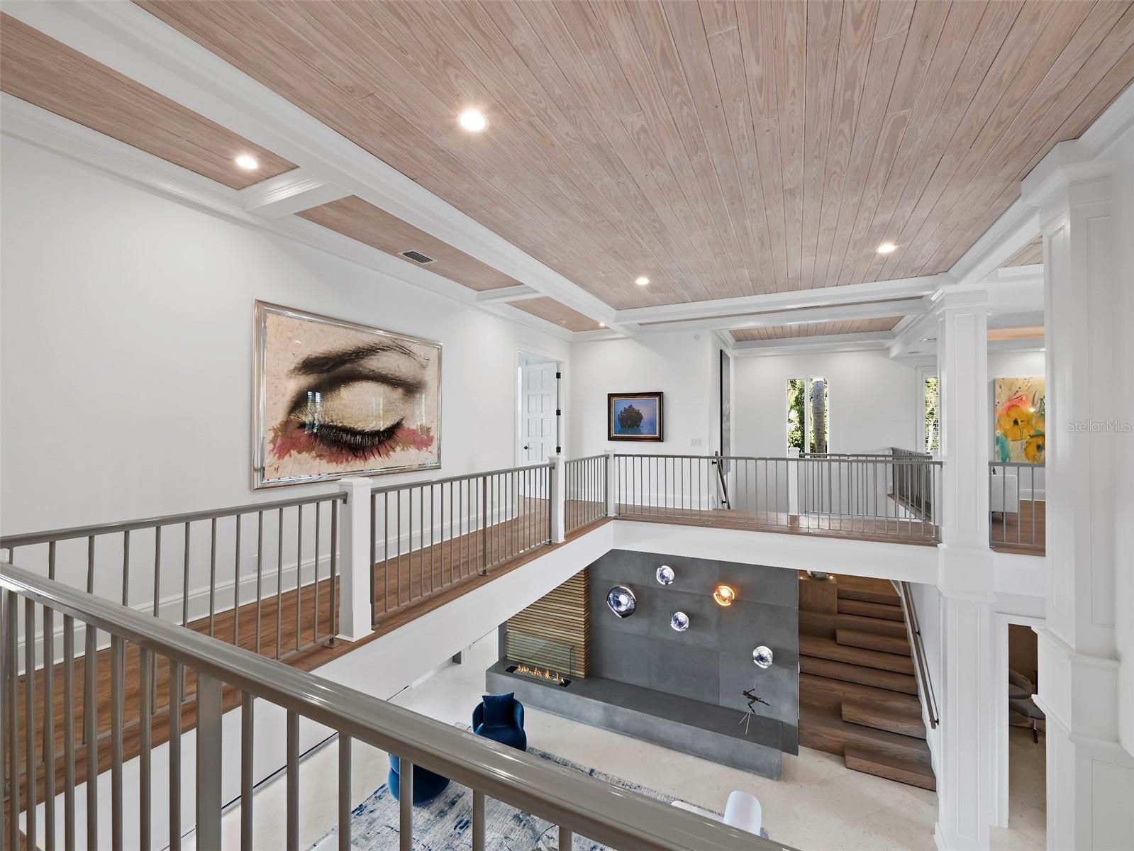 LIGHTHOUSE POINT - Residential