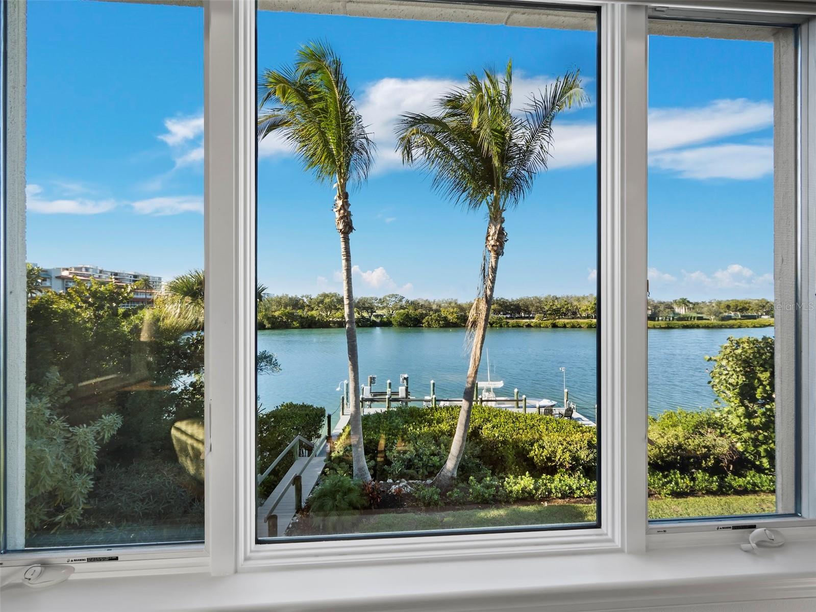 LIGHTHOUSE POINT - Residential