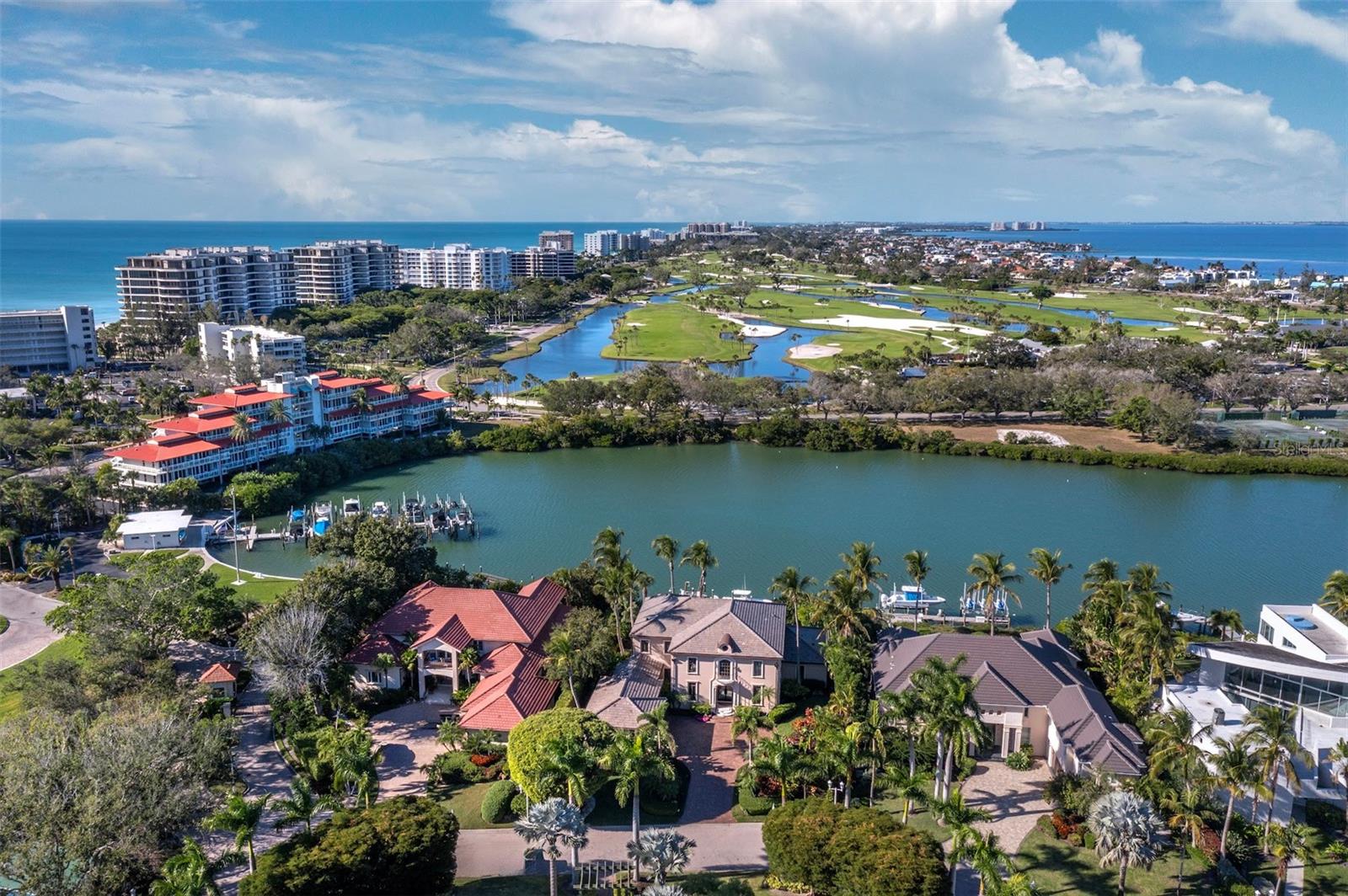 LIGHTHOUSE POINT - Residential