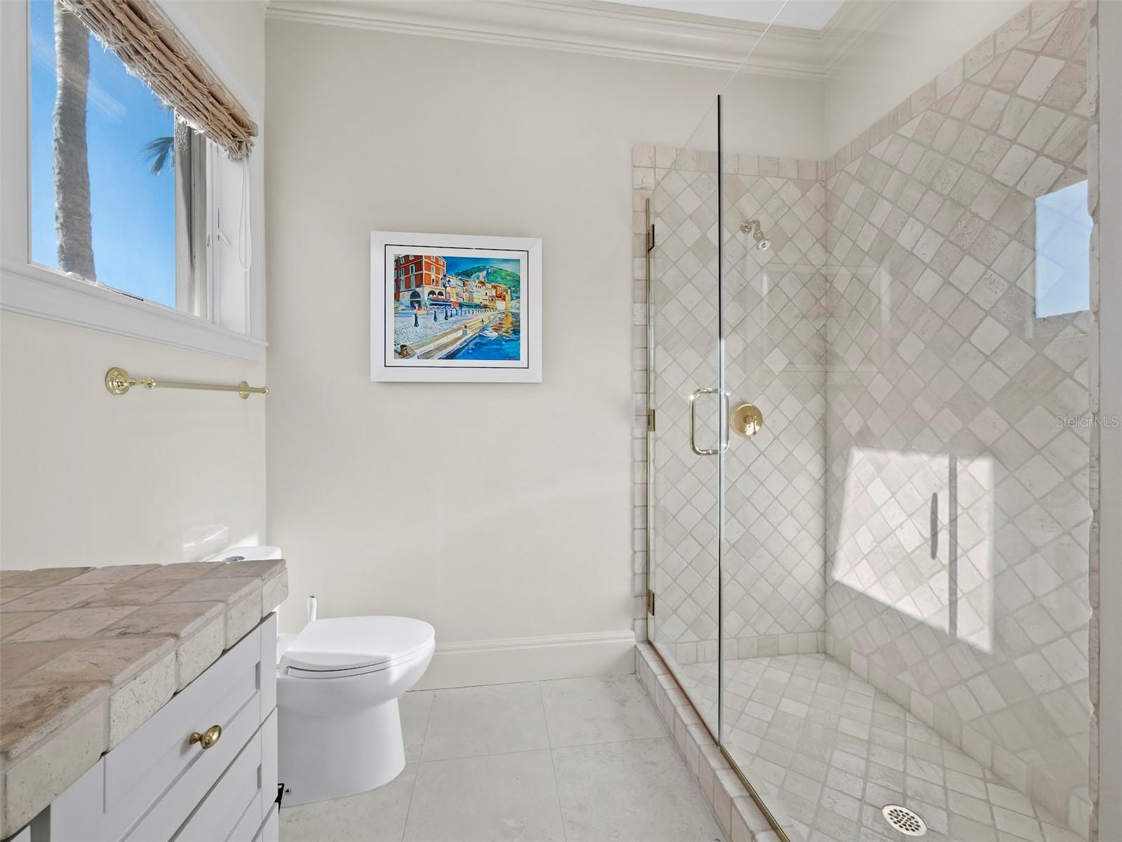 LIGHTHOUSE POINT - Residential