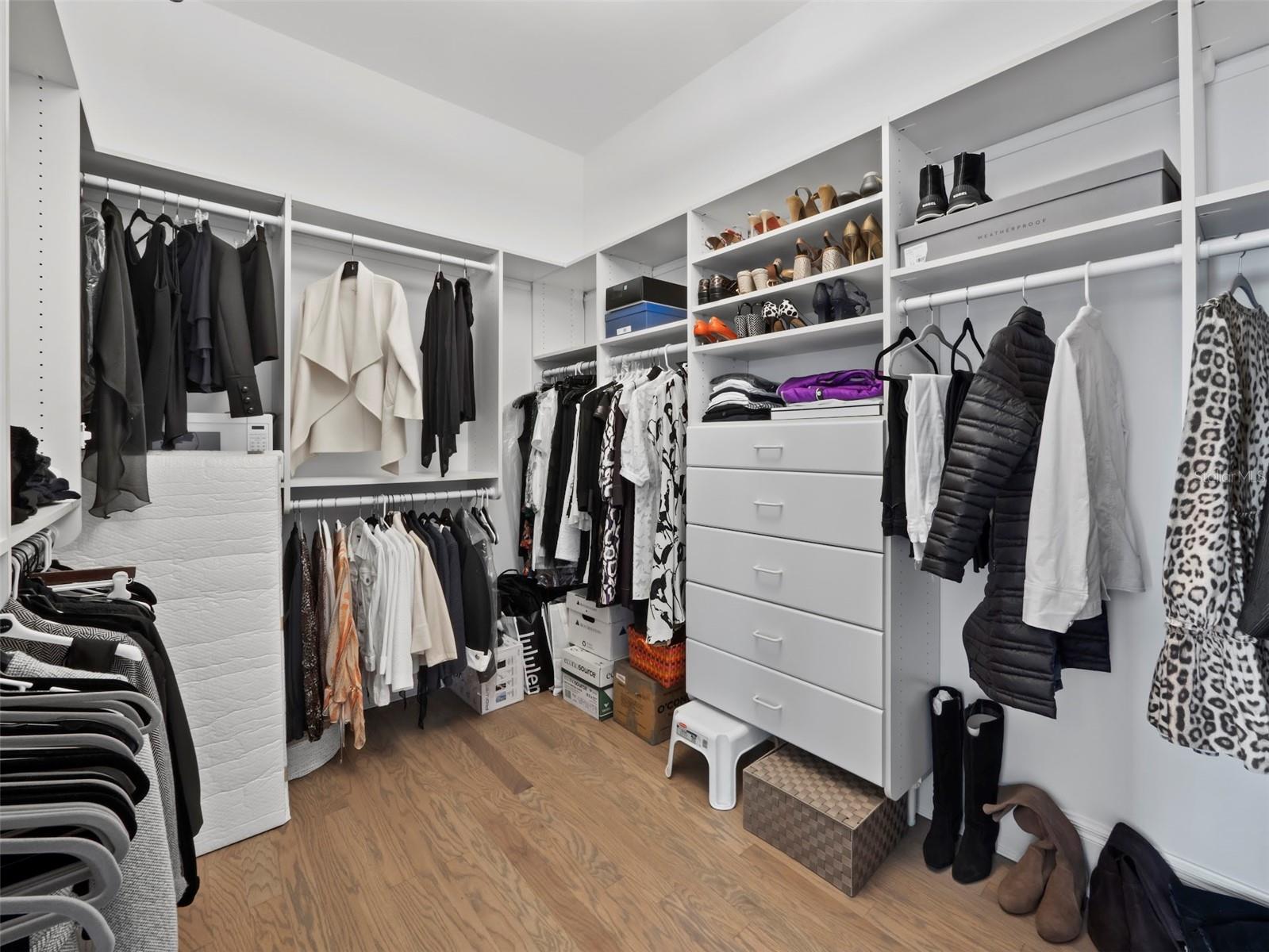 LIGHTHOUSE POINT - Residential