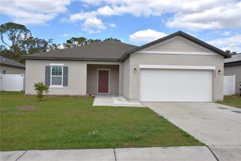 A home in WINTER HAVEN