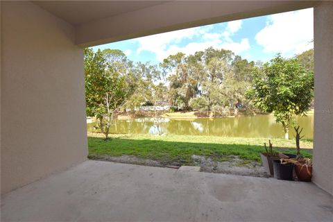 A home in WINTER HAVEN