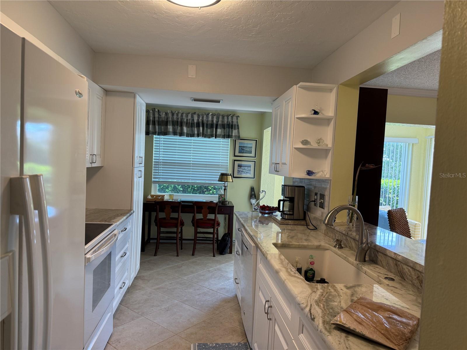 SHEFFIELD GREENE - Residential Lease