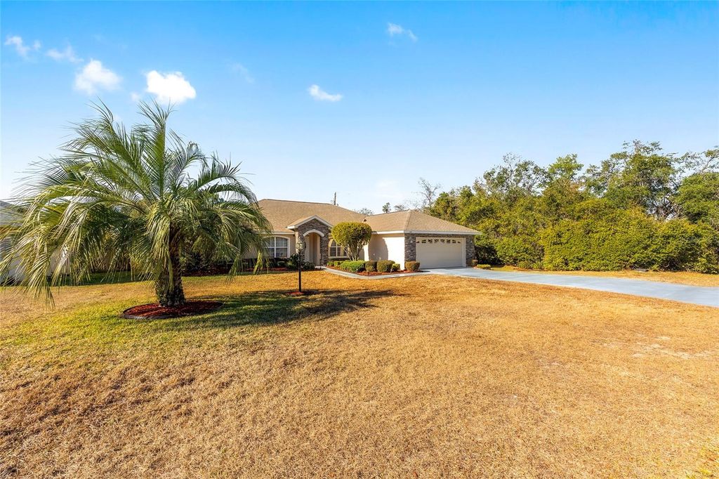 Photo of 4670 SW 158th Street Rd, Ocala, FL 34473 (MLS # G5106968)