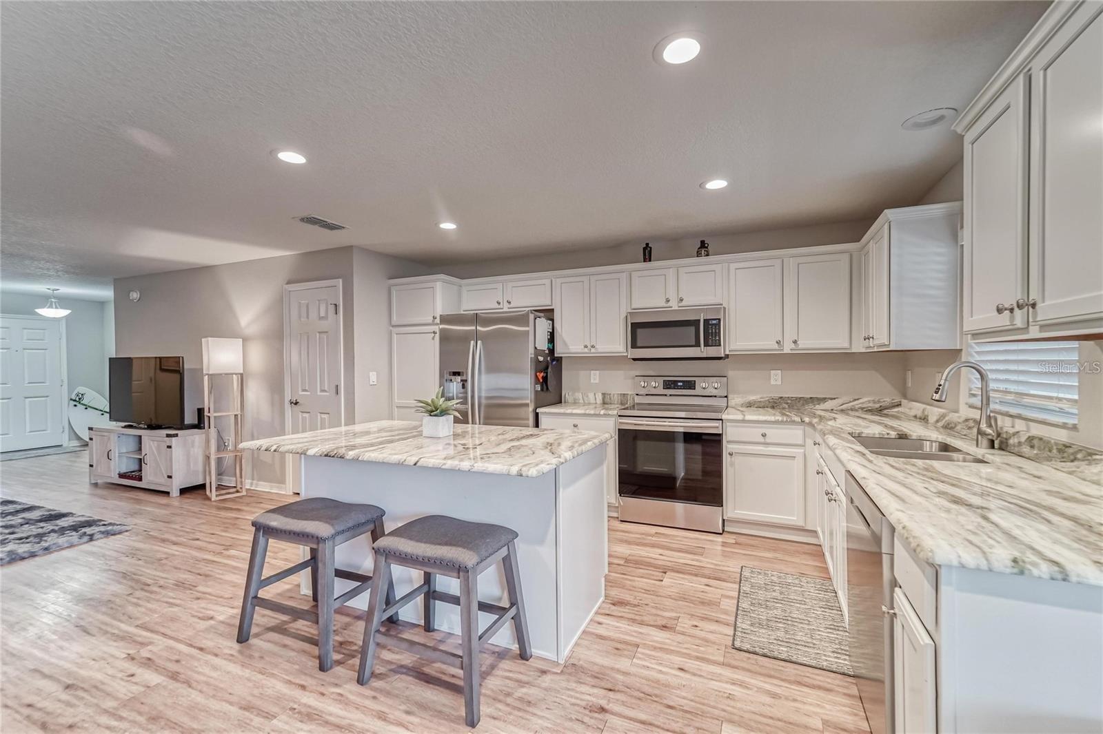 13822 HARVESTWOOD LANE
