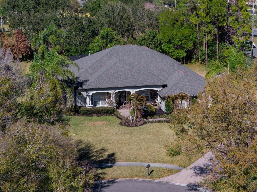 Photo of 13734 Lake Cawood Drive, Windermere, FL 34786 (MLS # G5107723)