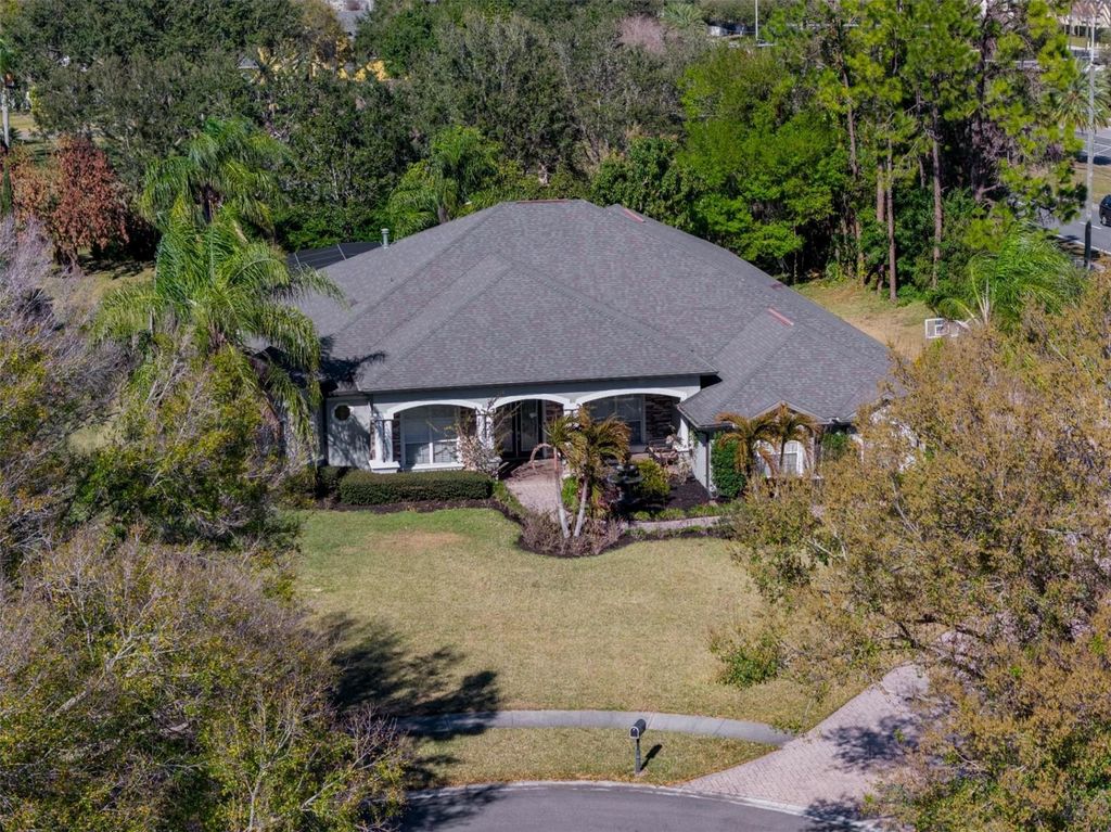 Photo of 13734 Lake Cawood Drive, Windermere, FL 34786 (MLS # G5107723)
