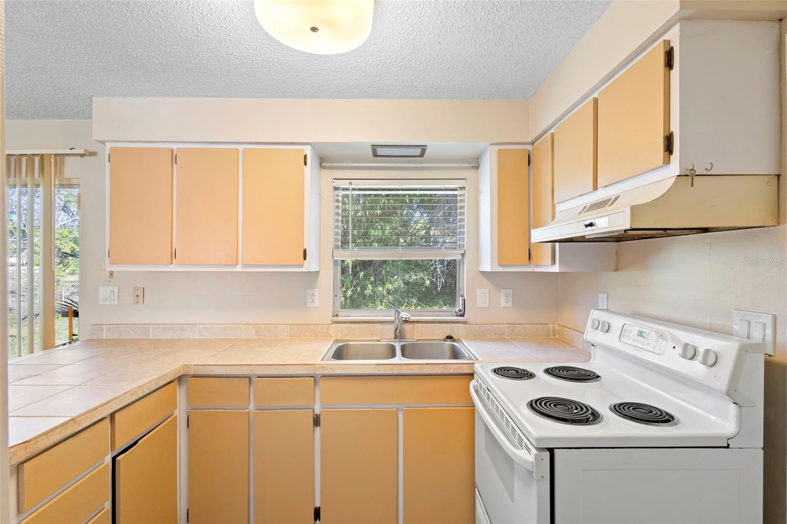 DELTONA LAKES UNIT 74 - Residential