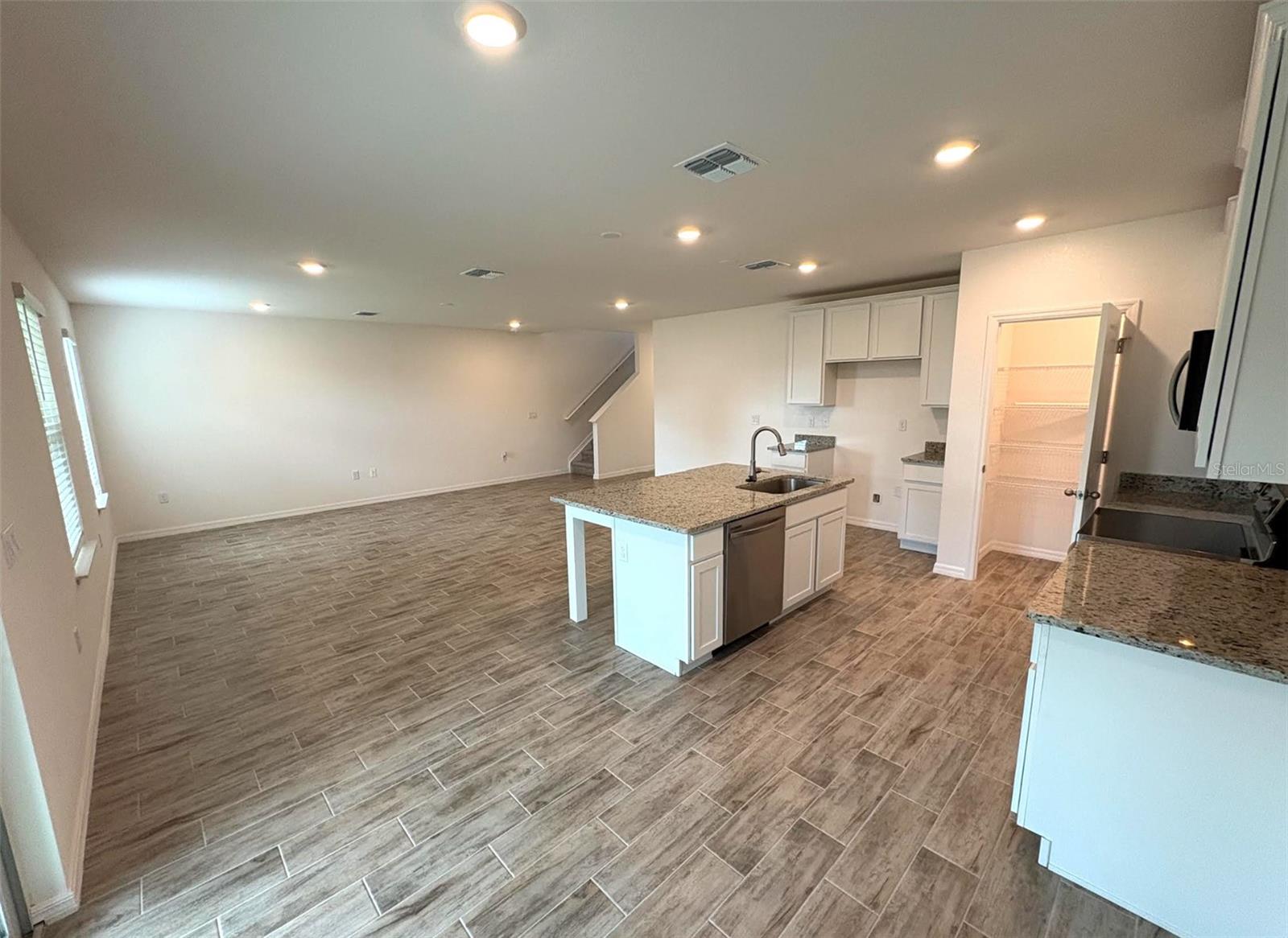 NORTH PORT - Residential