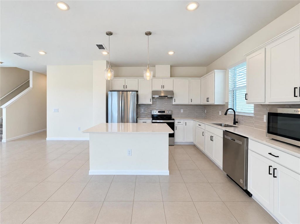 Photo of 9426 Lamine Way, Parrish, FL 34219 (MLS # O6452699)