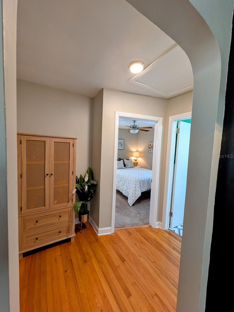 KENILWORTH - Residential