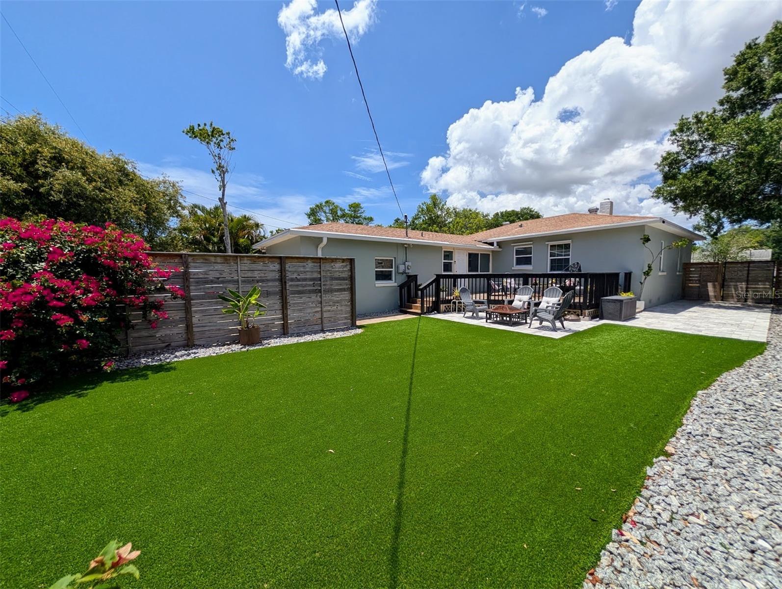 KENILWORTH - Residential
