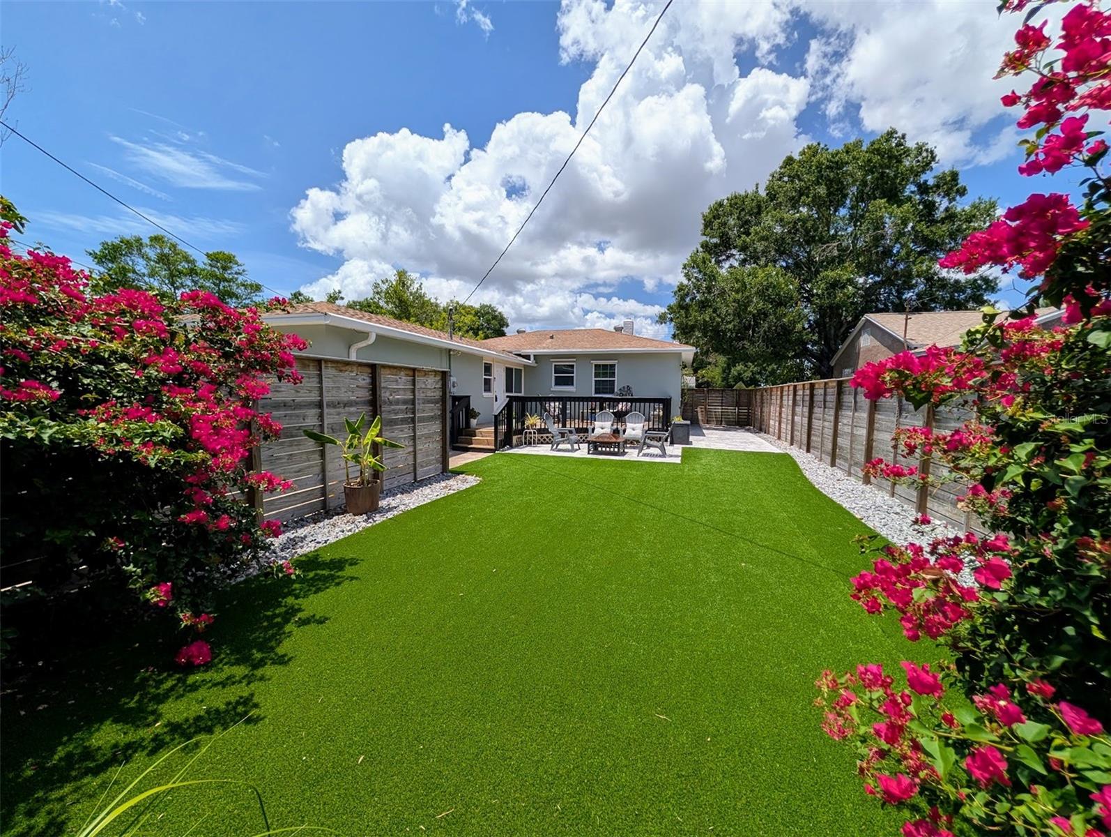 KENILWORTH - Residential