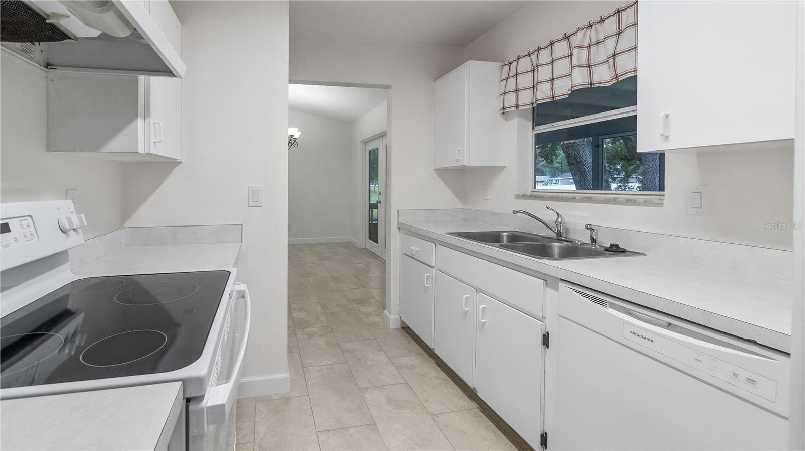 MINNEOLA HODGES SUB - Residential