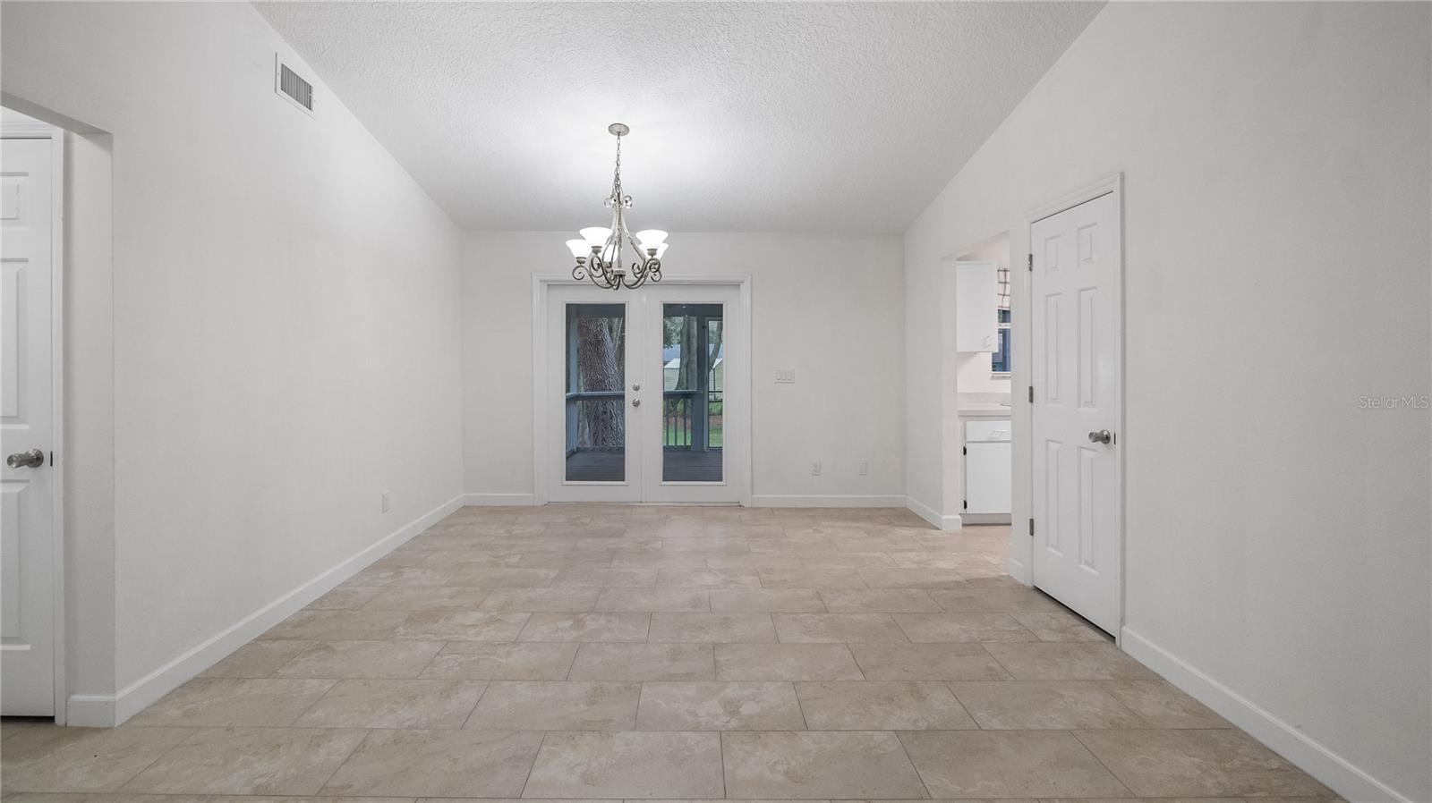 MINNEOLA HODGES SUB - Residential