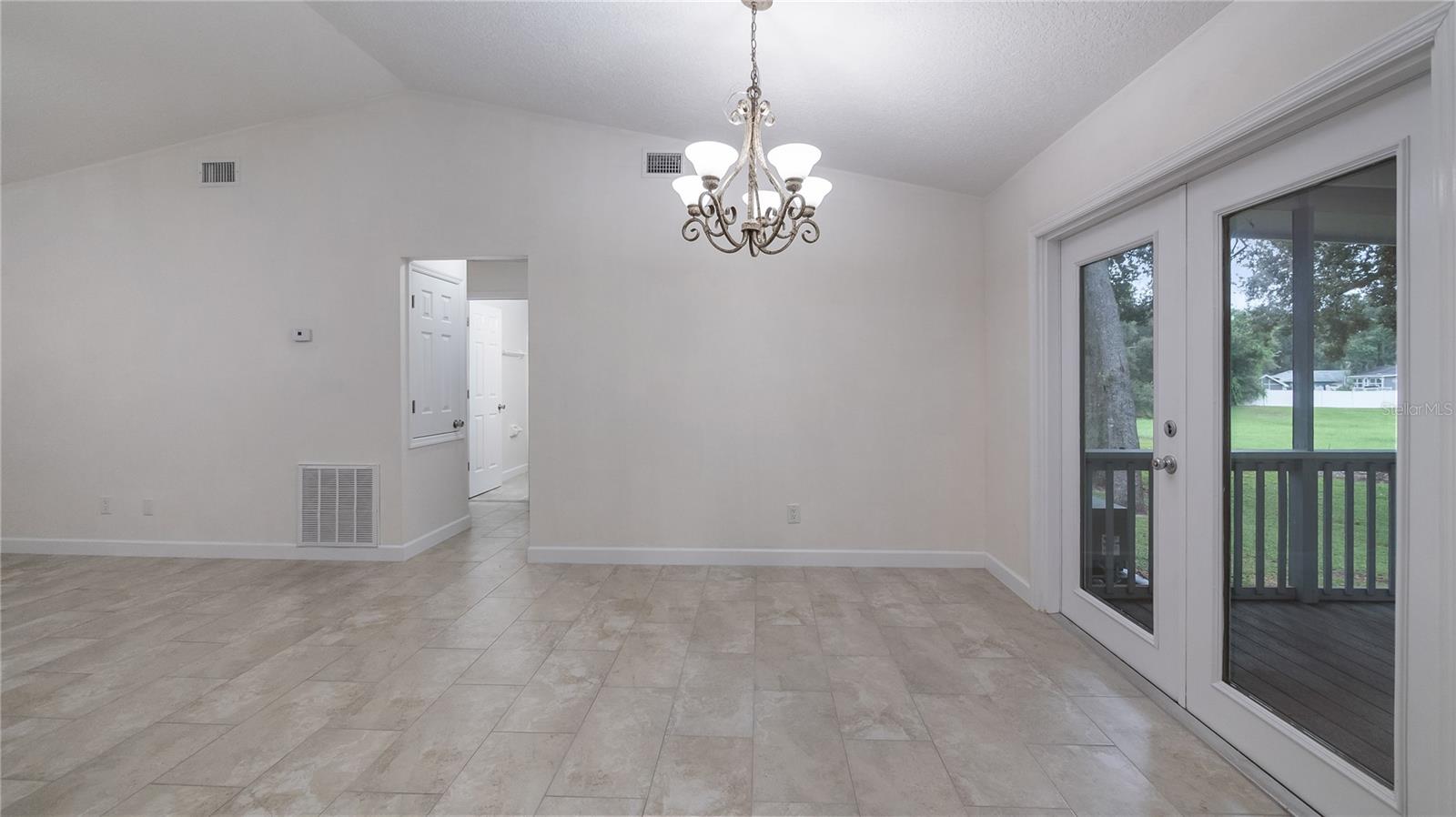MINNEOLA HODGES SUB - Residential
