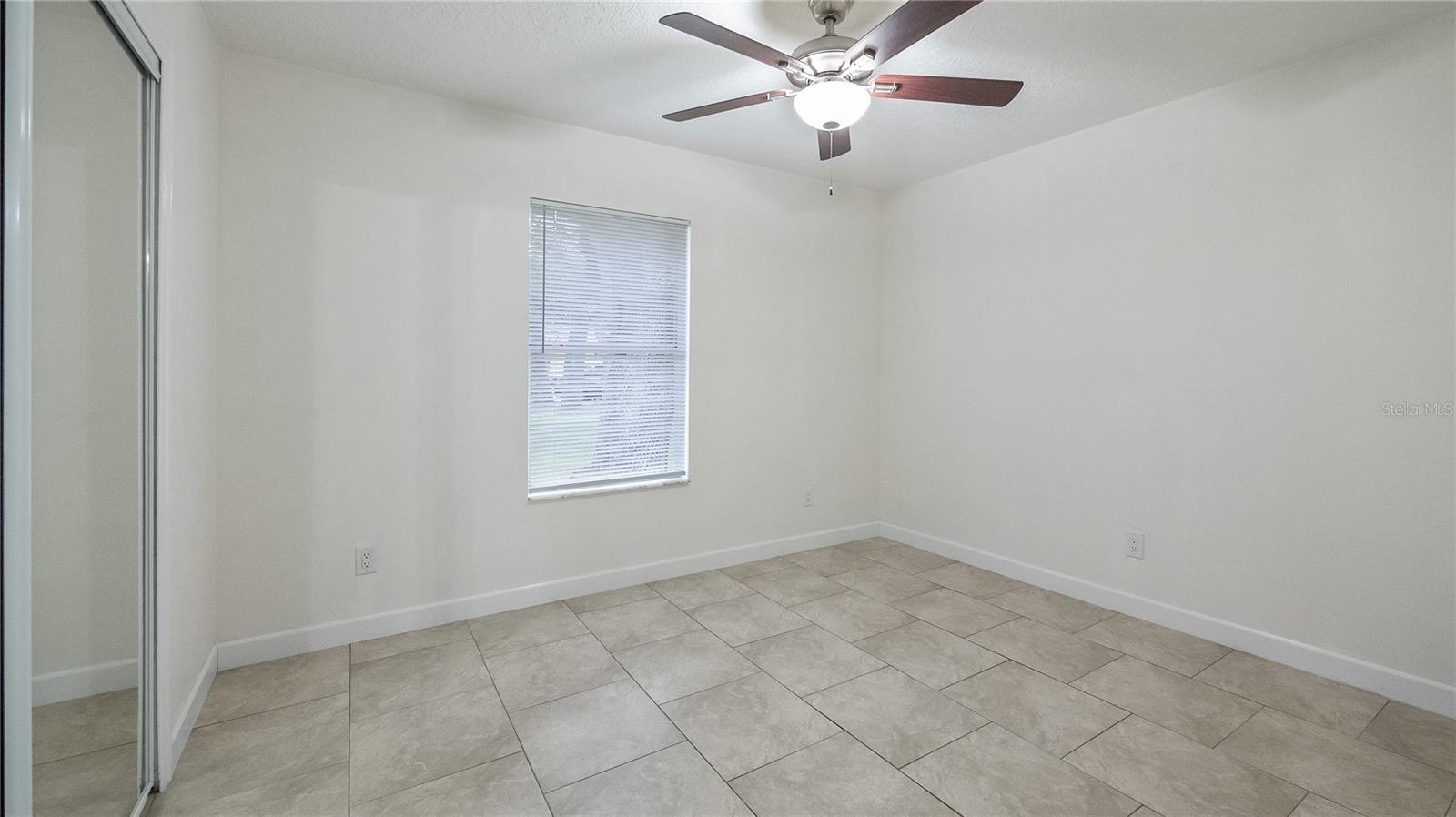 MINNEOLA HODGES SUB - Residential