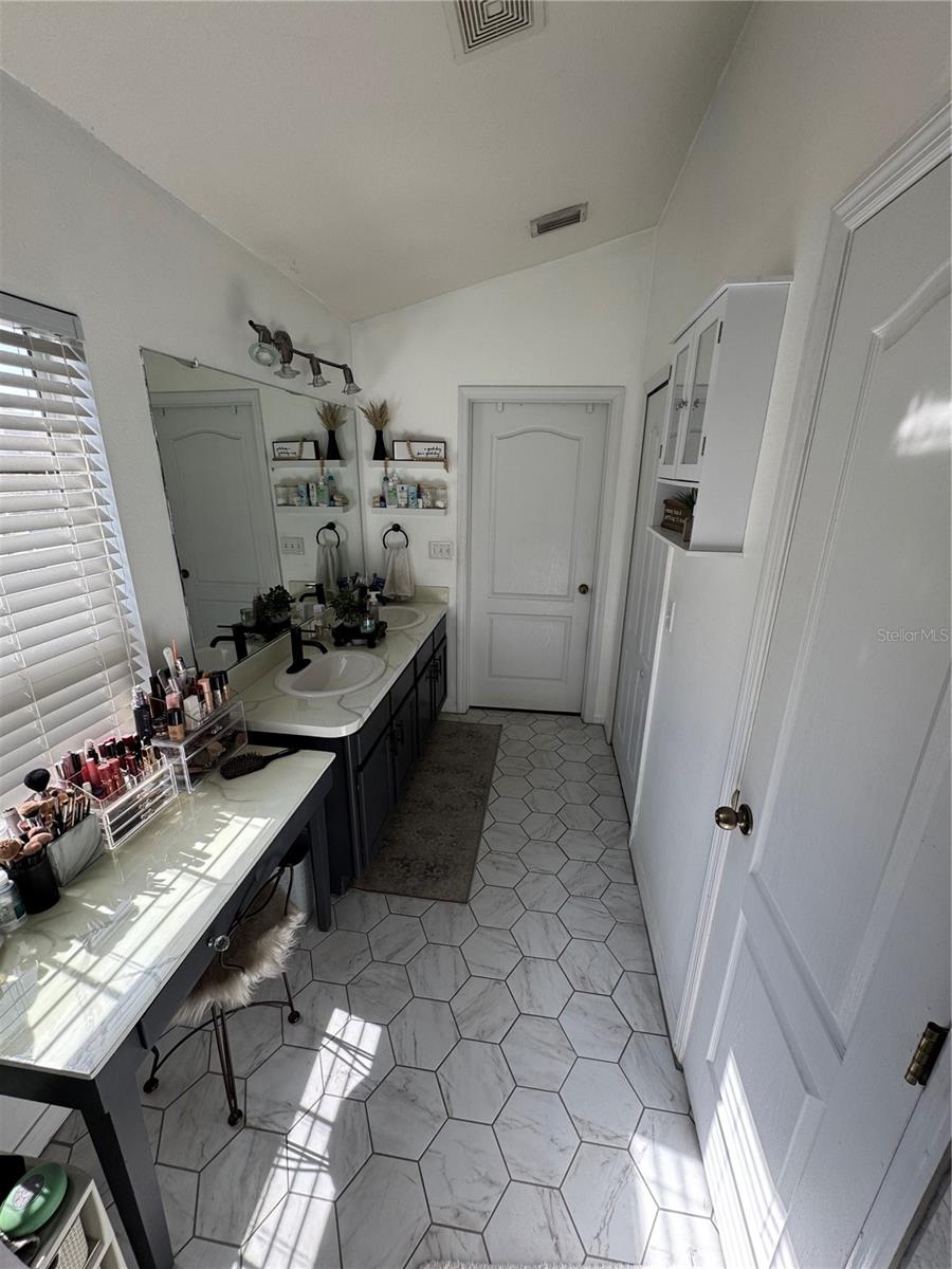 WALDEN WOODS - Residential