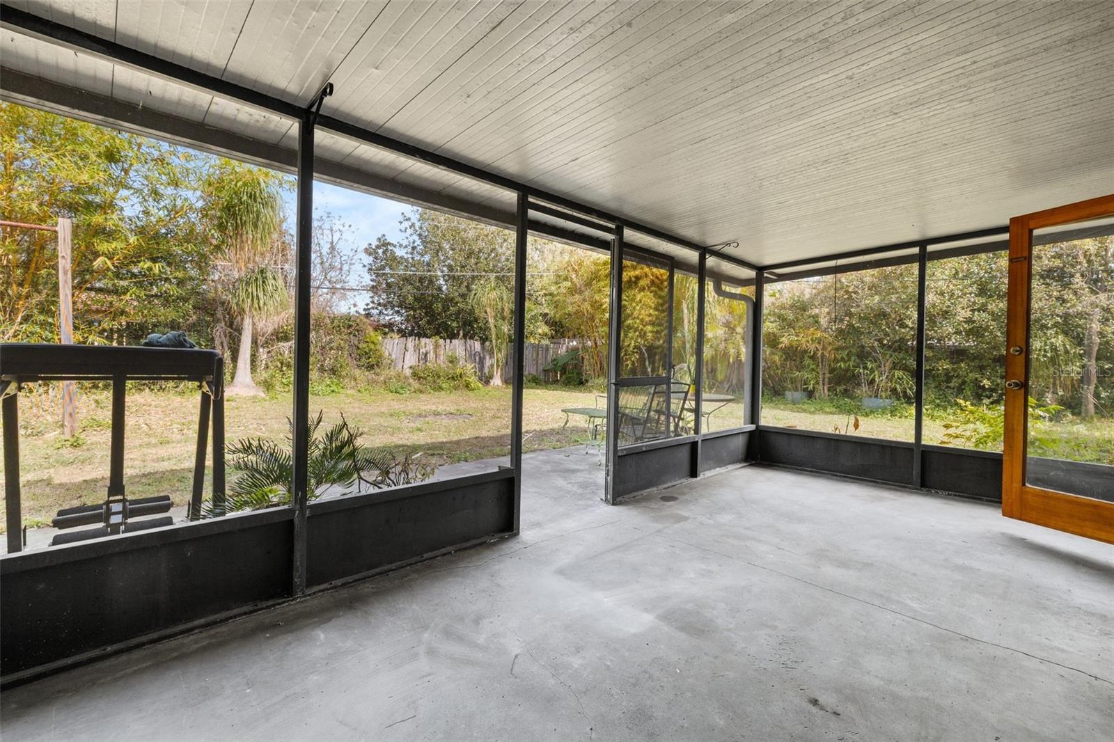 ARDSLEY MANOR SUB - Residential