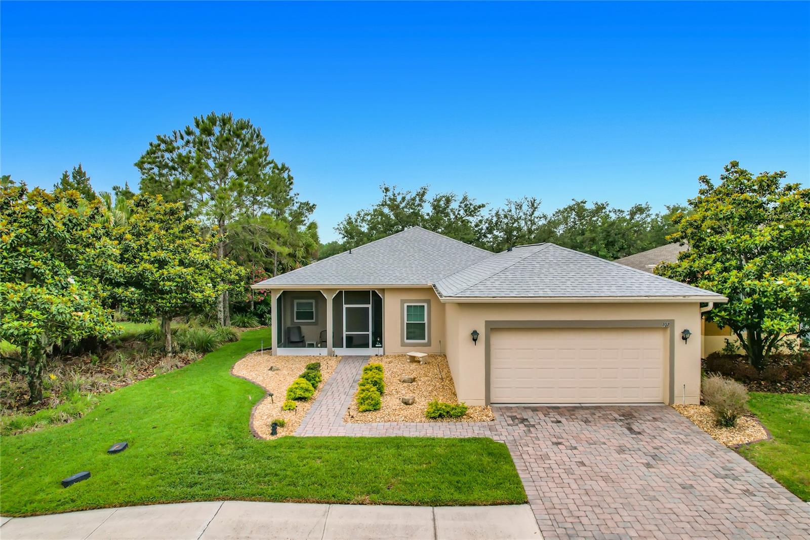 107 VERONA DR