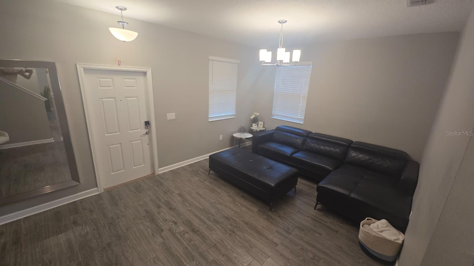 STOREY GROVE - Residential