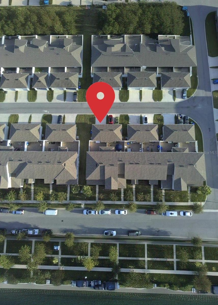 STOREY GROVE - Residential