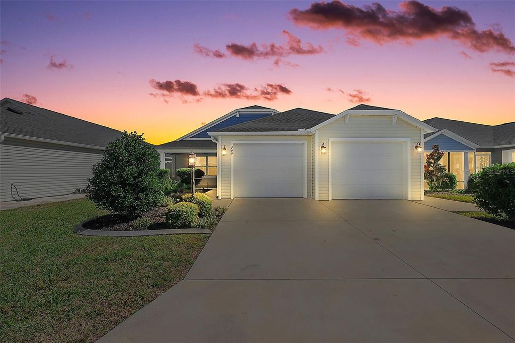 Photo of 944 Horton Terrace, The Villages, FL 32163 (MLS # G5104062)